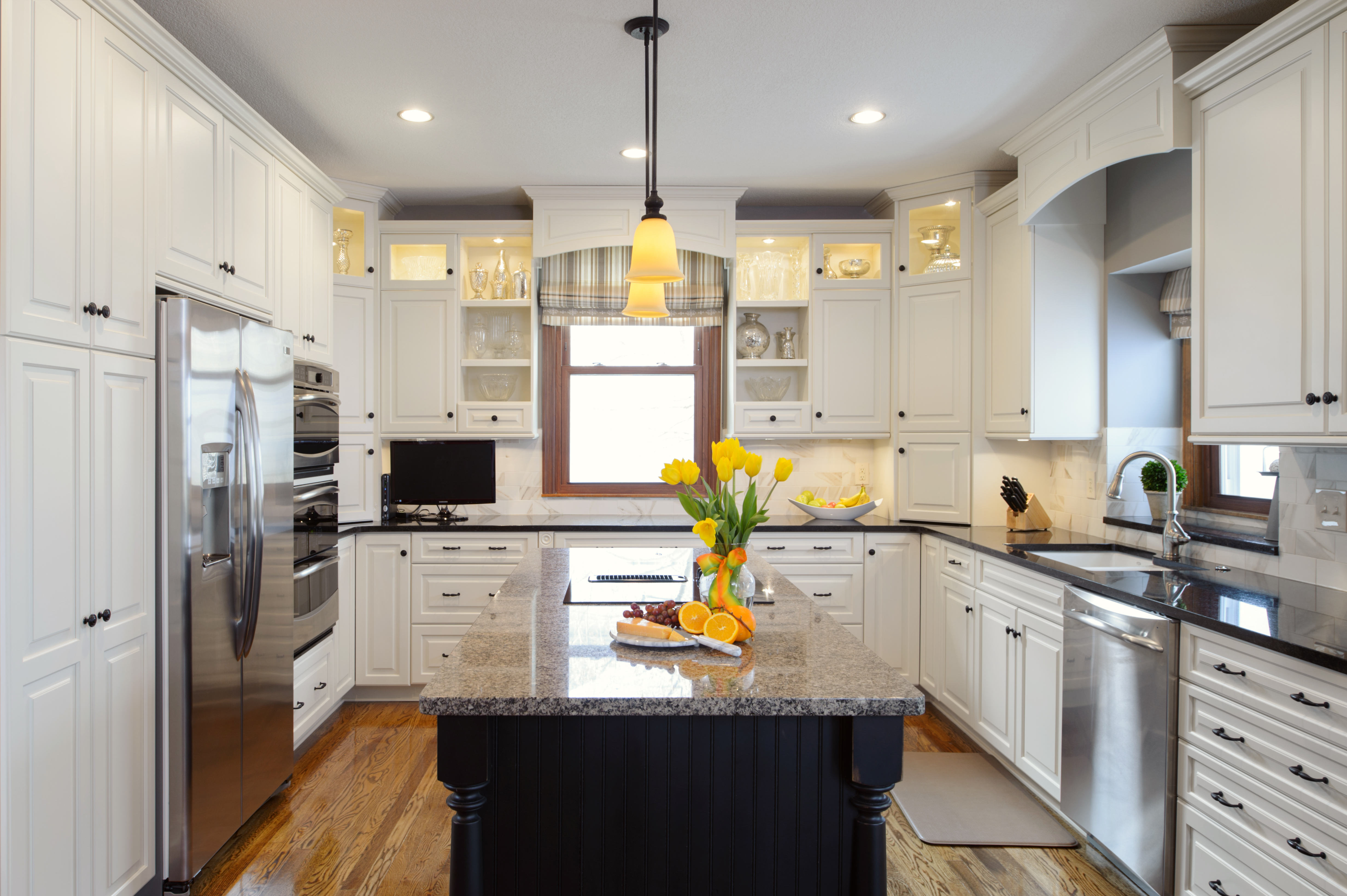 white kitchen, interior design kansas city, ramsey interiors, kathleen ramsey, modern design